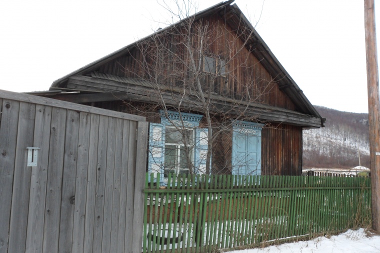 Дом в поселок городского типа Култук