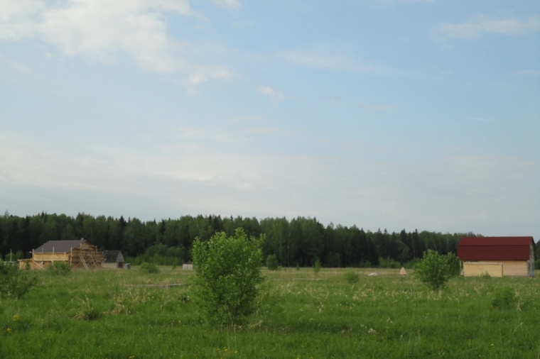 Земельный участок в село Белая Колпь