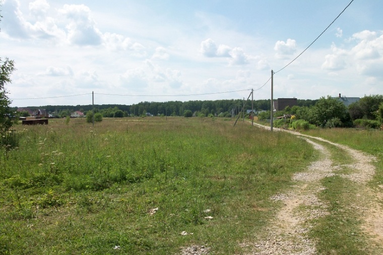 Земельный участок в деревне Полушкино 