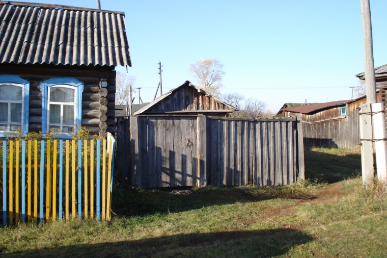 Земельный участок в селе Станичном
