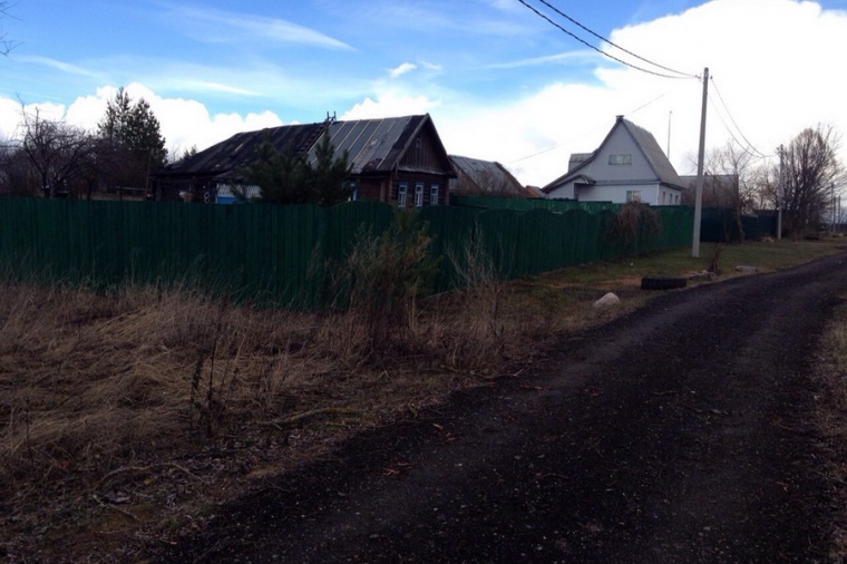 Земельный участок в деревне Бурково 
