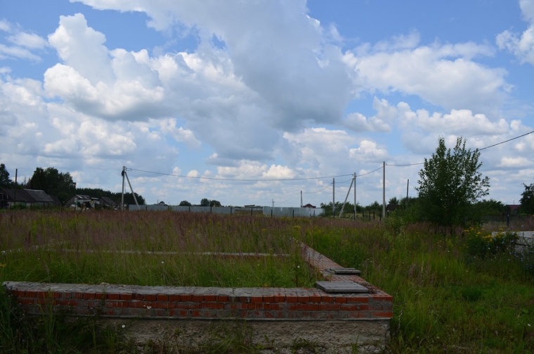 Земельный участок в деревне Ивановском 