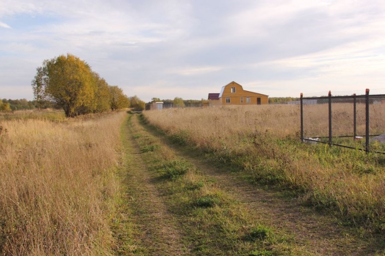 Земельный участок в деревне Горелово 