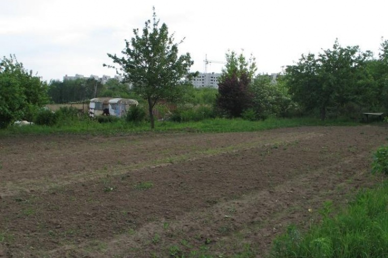 Земельный участок в городе  Брянске