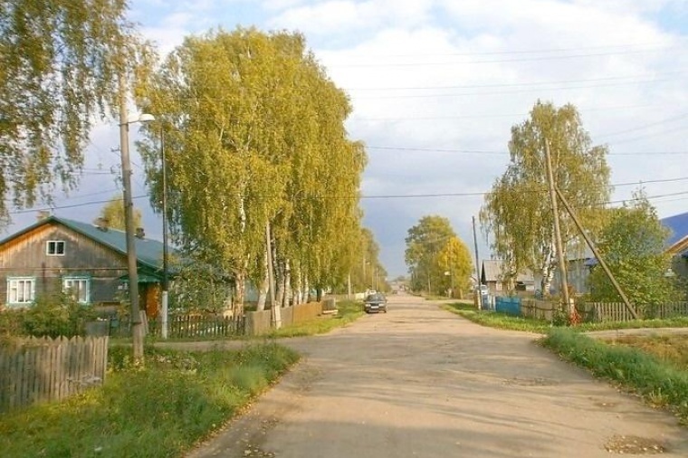 Земельный участок в селе Якшуре-Бодье