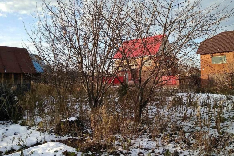 Земельный участок в деревне Хохряки 