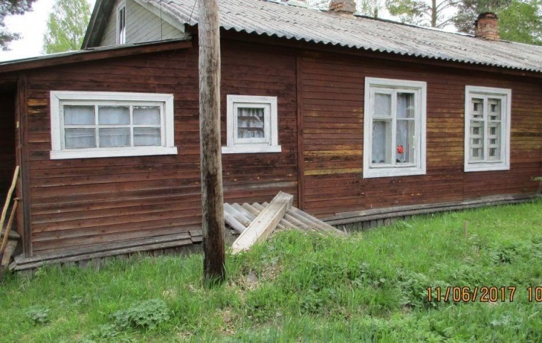Дом в поселок городского типа Березник