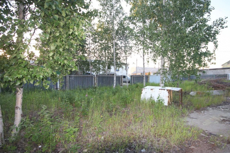Земельный участок в городе Ноябрьске