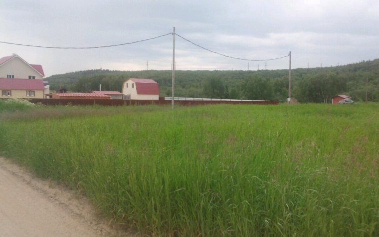 Земельный участок в Мурманской области
