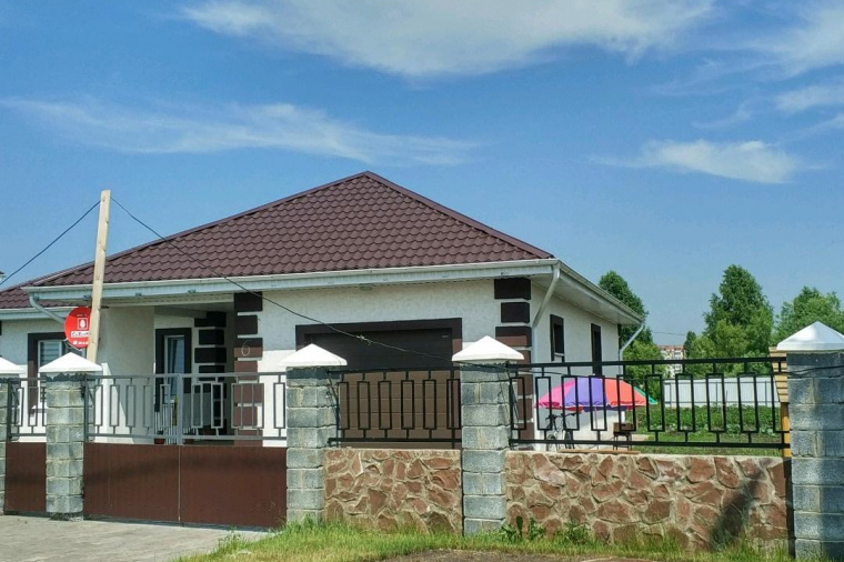 Дом в городе  Шарыпово