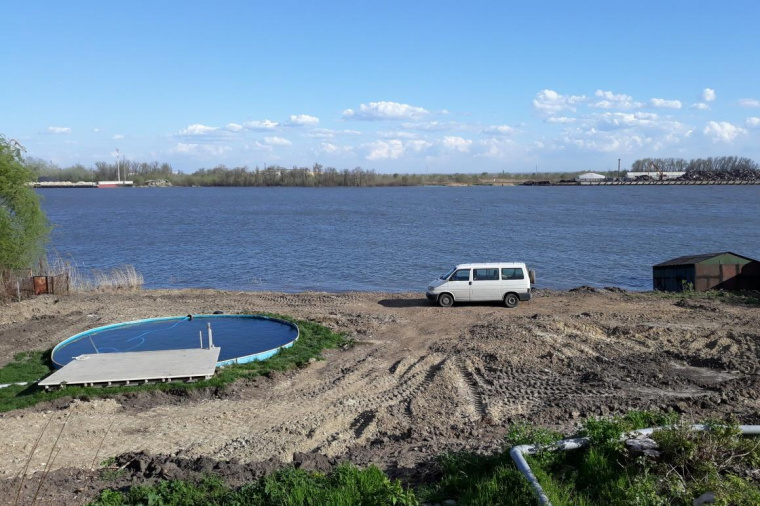 Земельный участок в Ростовской области