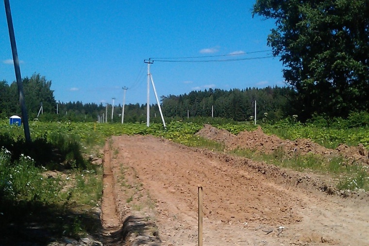 Земельный участок в деревне Алексине 