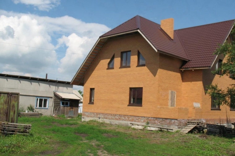 Дом в городе Новоалтайске