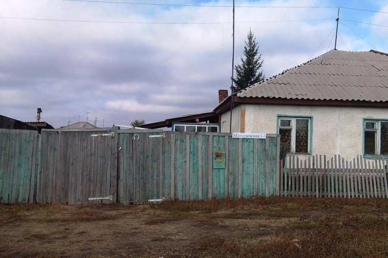 Дом в поселок городского типа Усть-Абакан