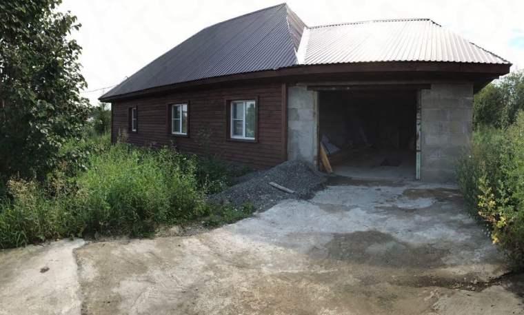 Дом в селе Павловске