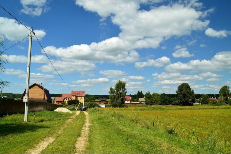 Земельный участок в деревне Максимихе 