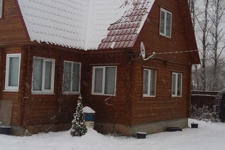 Дом в деревне Красновидове 