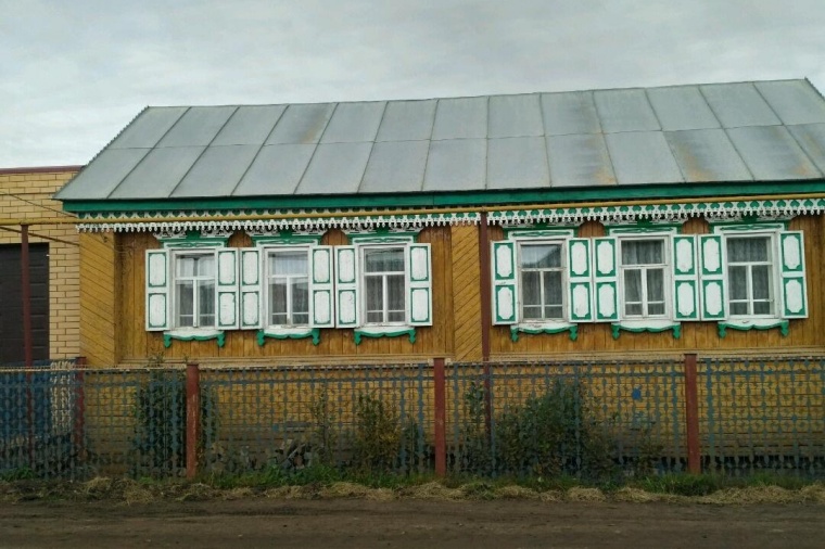 Дом в селе Комсомольском