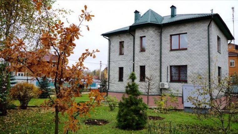 Дом в деревне Устиновке 