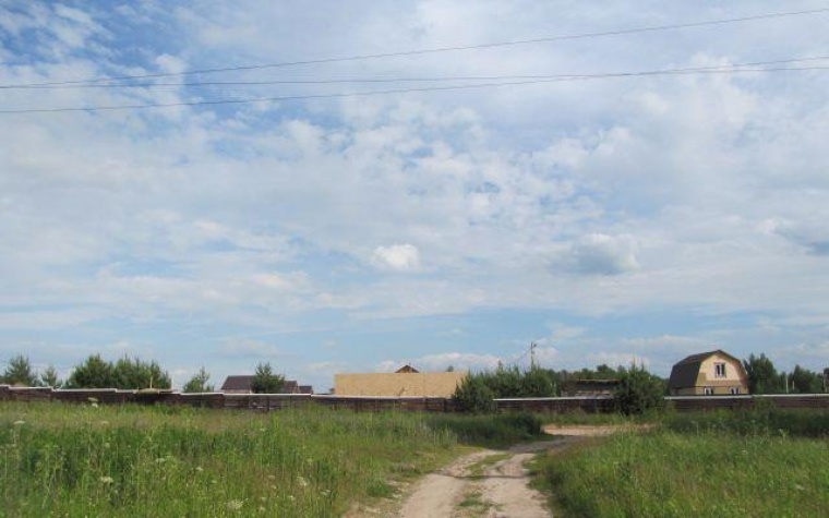 Земельный участок в селе Алеканово